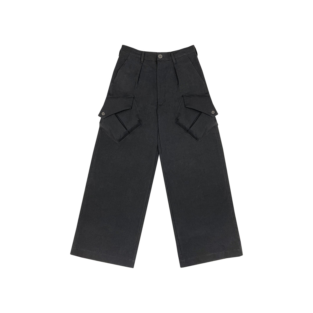Pleated Cargo Trouser